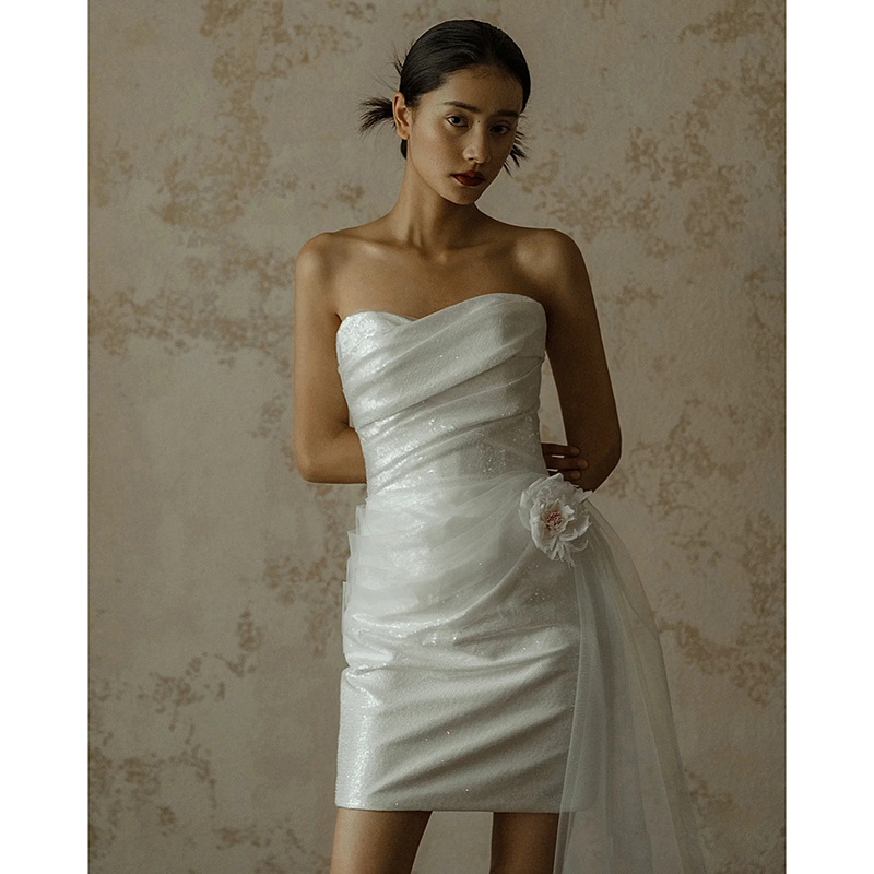 Skincare Light Wedding Dress 2 - Photography Natural Lighting Basics recension och pris